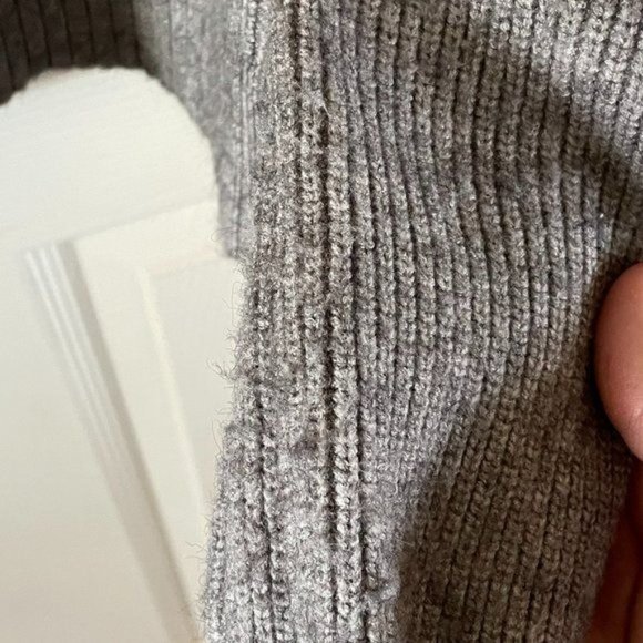 I.N.C. International Concepts Gray & Black Sweater - Picture 2 of 10